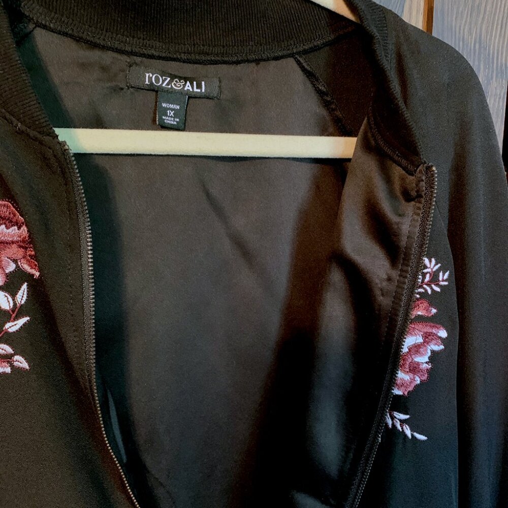 Embroidered Baseball Style Jacket - image 4